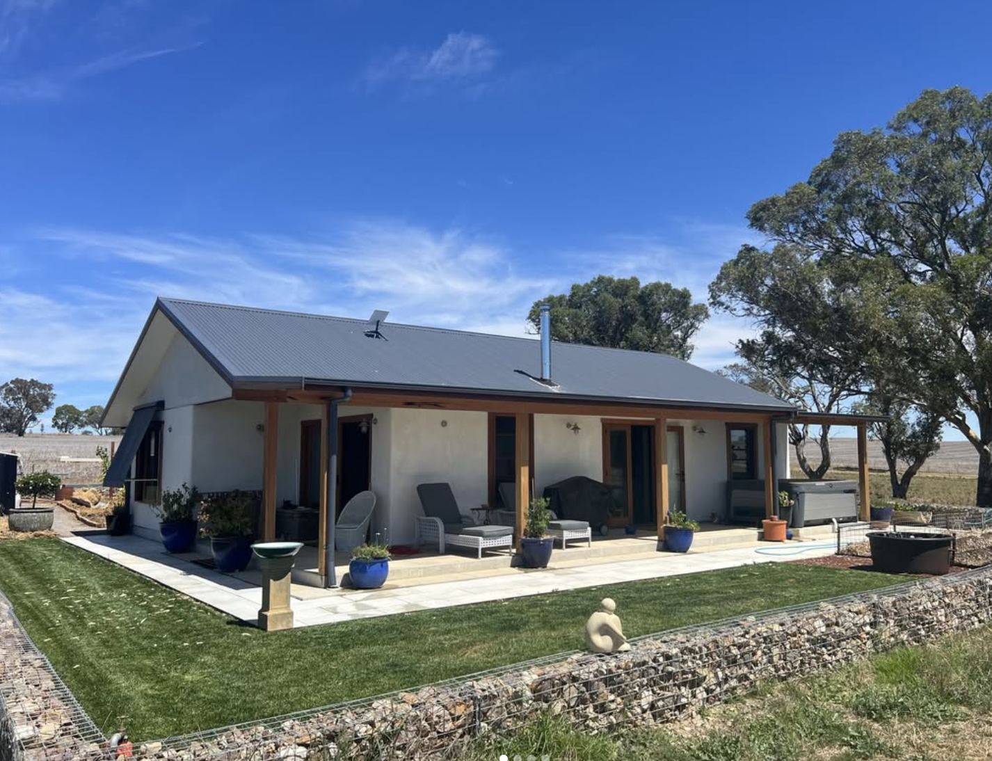 Baldry rural Viva home with wide verandah